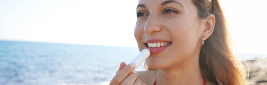 El mejor protector labial solar para cuidar tus labios en verano