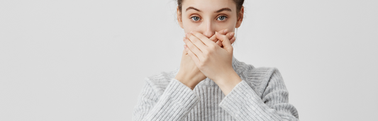 Causas del mal aliento y cómo combatirlo: nuestros recomendados para una sonrisa fresca y saludable