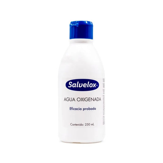 Salvelox Agua Oxigenada 10 Vol. (3%), 250 ml