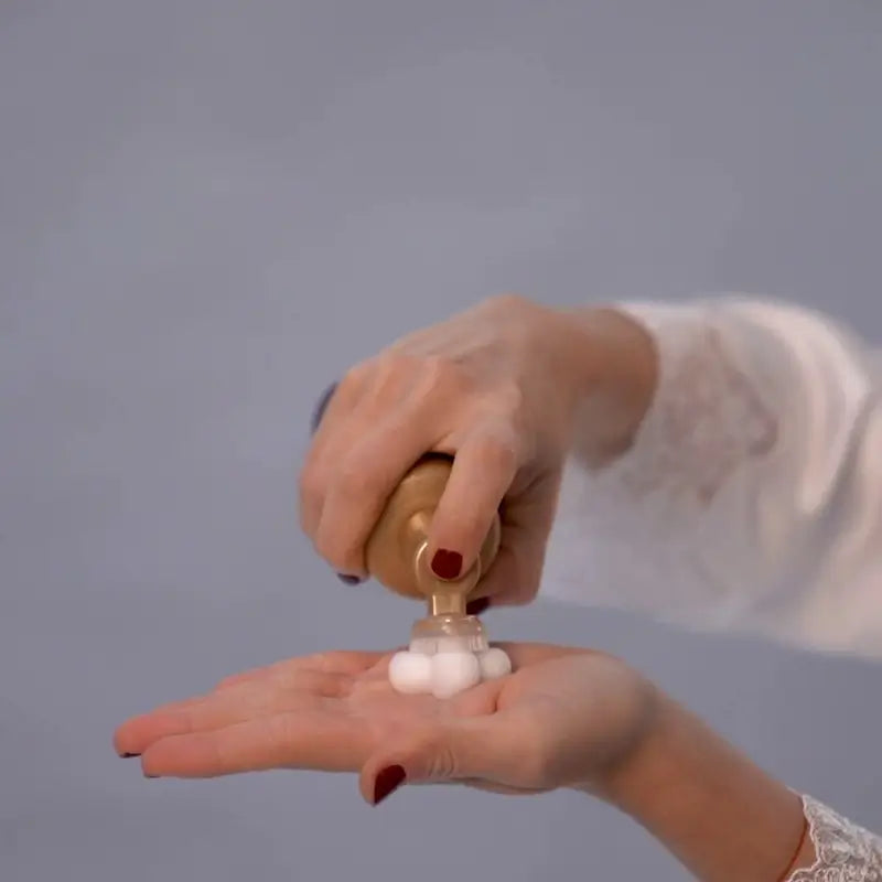 Atashi Antioxidante Longetive Espuma Limpiador Purificante Ácigo Glicólico 150 Ml