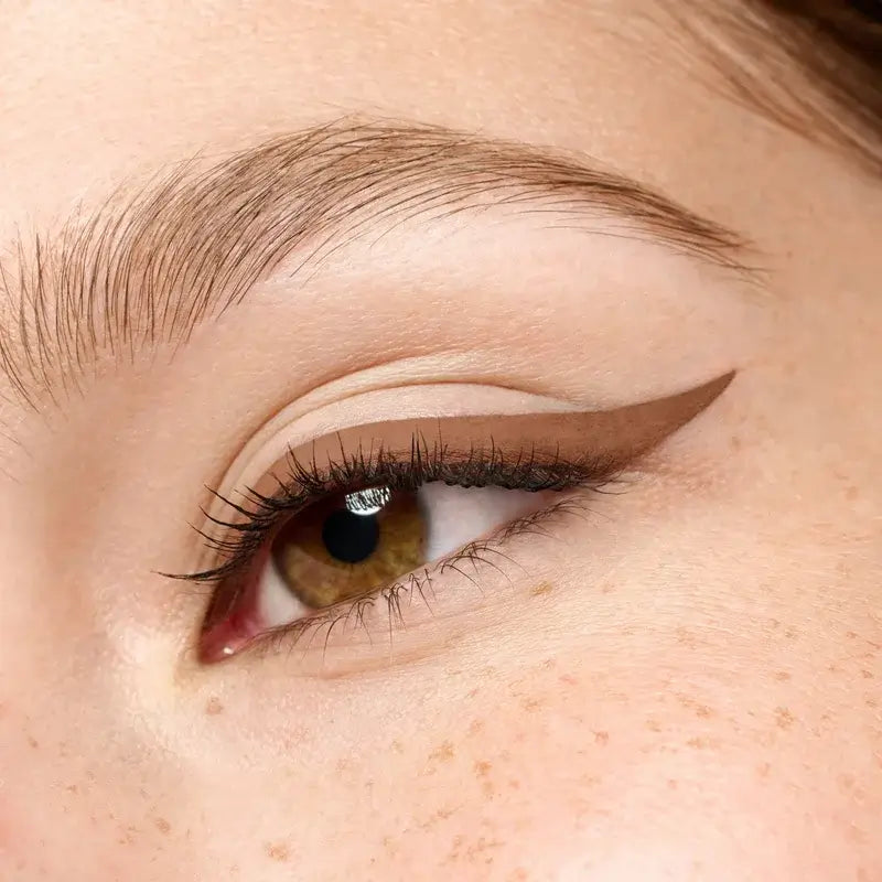 Essence Eyeliner Líquido Colour It! 05 , 3 ml