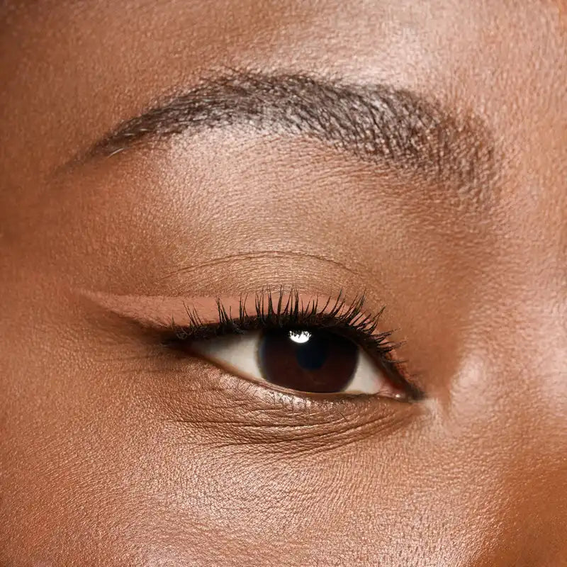 Essence Eyeliner Líquido Colour It! 05 , 3 ml