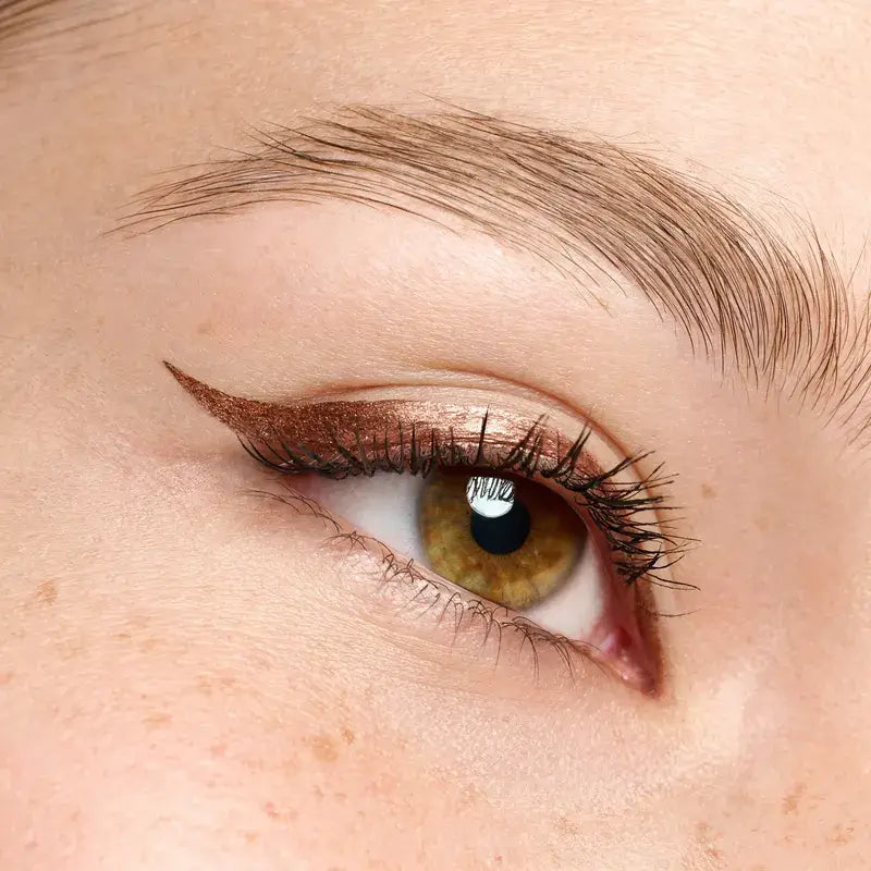 Essence Eyeliner Metálico Colour It! 01 , 3 ml