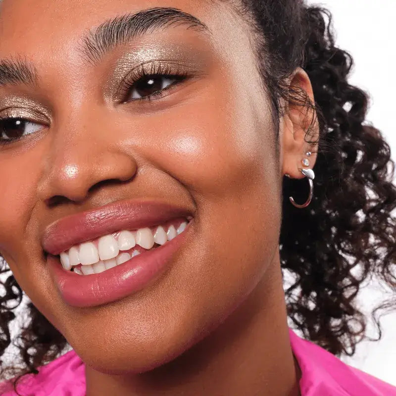 Essence Iluminador En Barra Jelly Jewels 03 , 2,5 gr