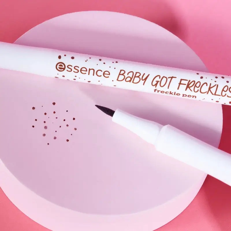 Essence Lapiz De Pecas Baby Got Freckles 10, 1 ml
