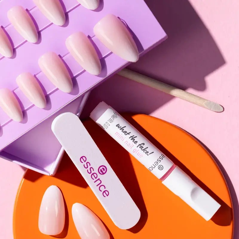 Essence Set De Manicura Con Uñas Postizas What The Fake! Press-On Nails 03 , 28 unidades