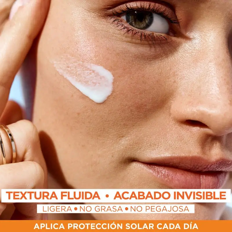 Garnier Delial Super Uv Vitamina C Fps50+ Crema Fluida Diaria Anti-Manchas Oscuras