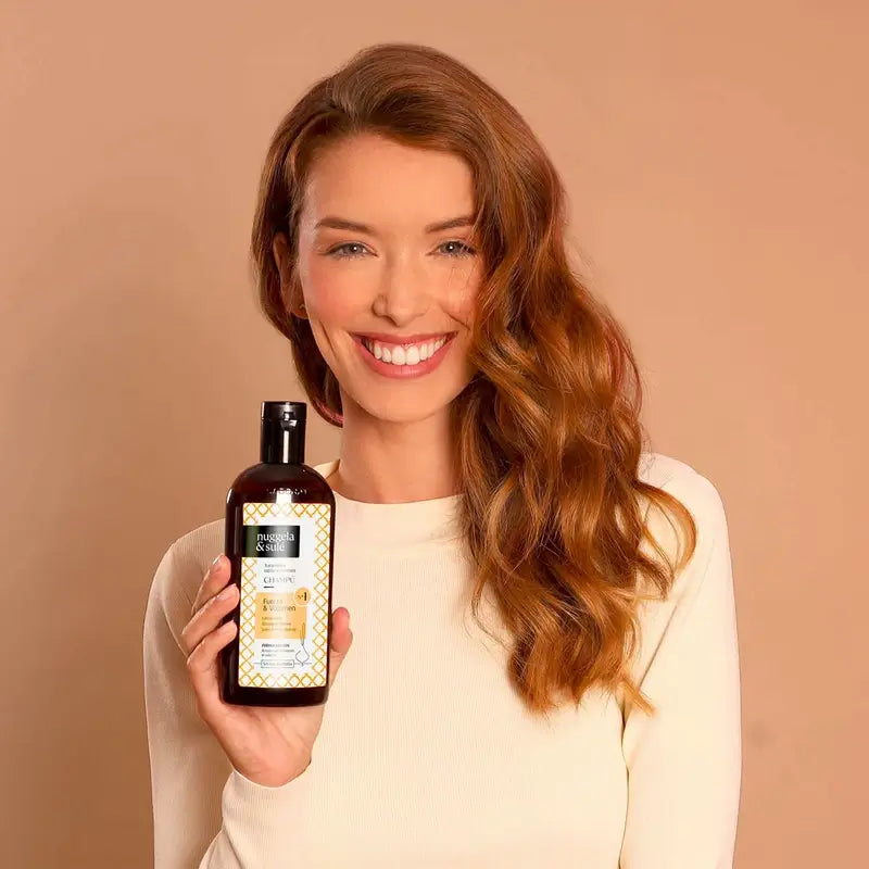 Nuggela & Sule Champu Premium Extracto de Cebolla Cabello Debil y Graso 250 ml