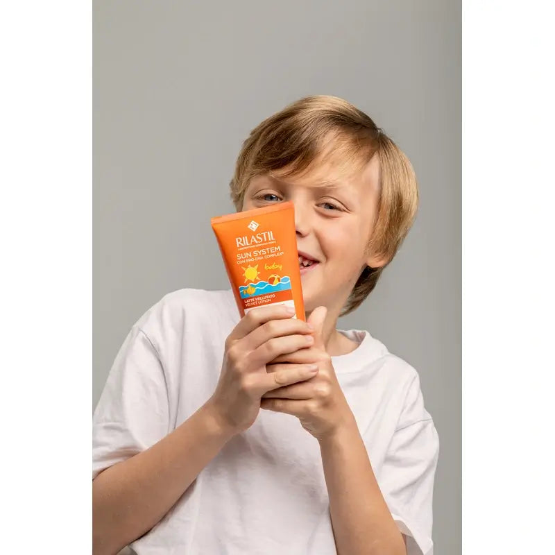 Rilastil Sun System SPF 50+ Baby Leche Velluto 200 ml