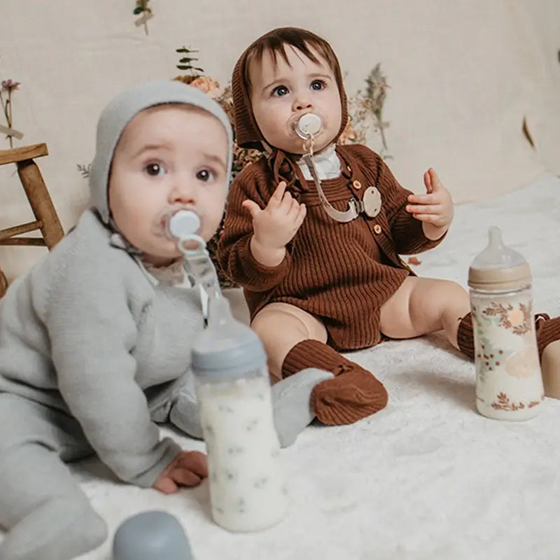 Suavinex Biberón 360 Ml, Flujo Denso (L), +6 Meses, Poetry Beige