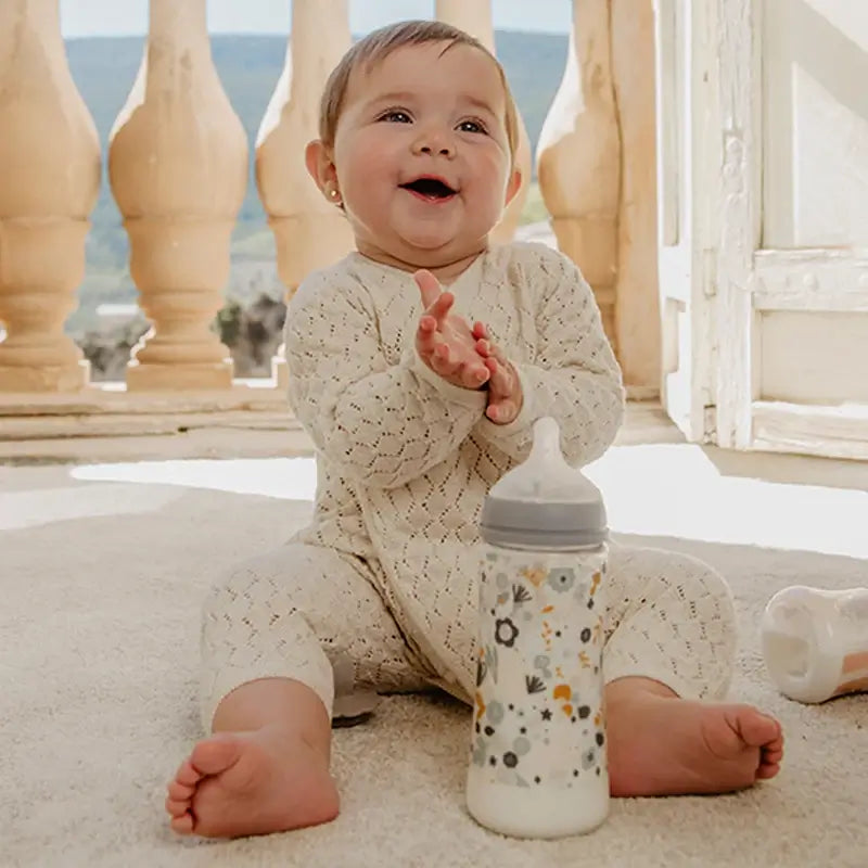 Suavinex Biberón 360 Ml, Flujo Denso (L), +6 Meses, Wonderland Flores Azul