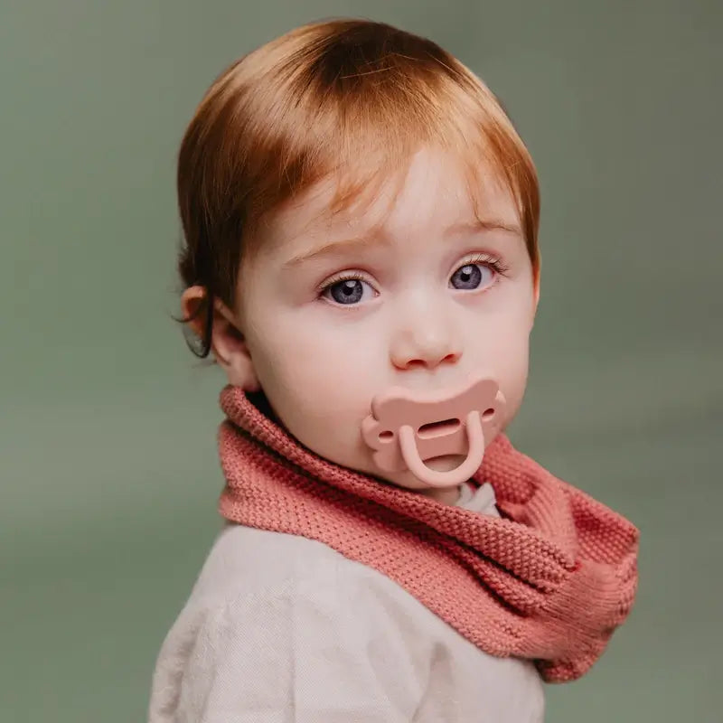 Suavinex Chupete Todo Silicona Fisiológico Sx Pro, 6/18 Meses, Mariposa Peach Pink