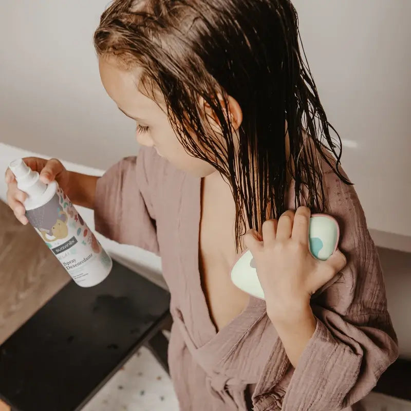 Suavinex Spray Desenredante Sin Aclarado Niños Y Niñas, 250 Ml
