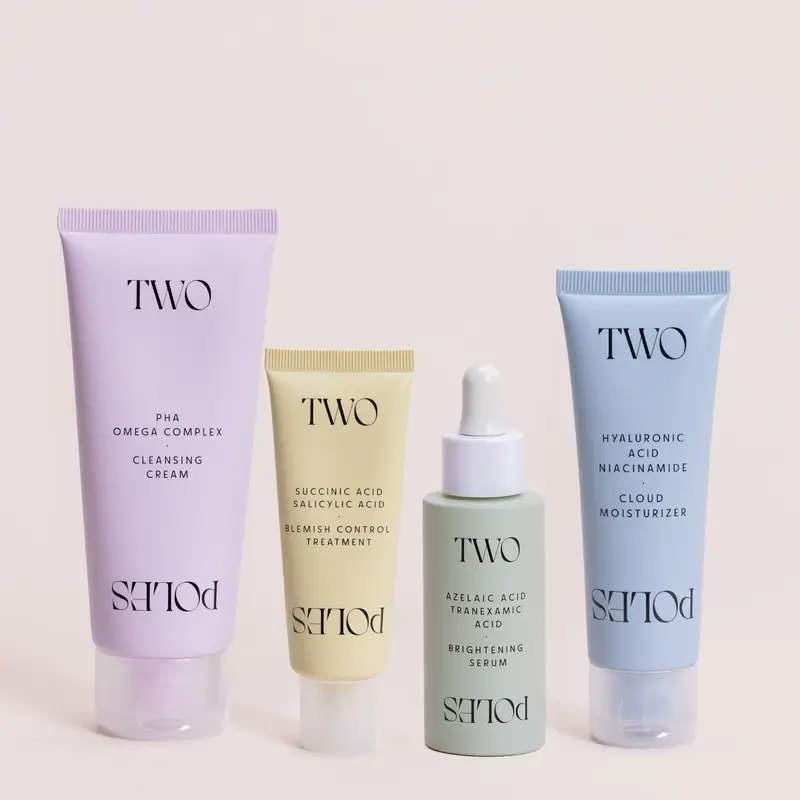 Two Poles Granitos Y Marcas De Acné